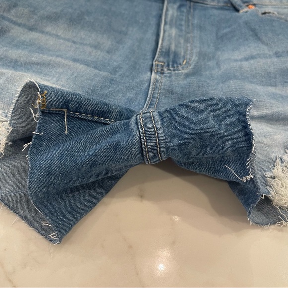 Amazon distressed cut off Jean shorts - Picture 10 of 13